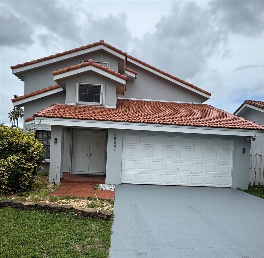 Foto principal - 18847 NW 82nd Pl