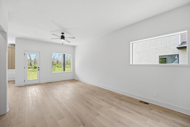 Foto del edificio - 216 NW Orchard St