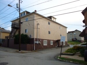 Building Photo - 99 N Water St