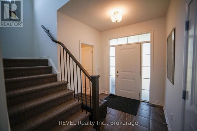 Building Photo - 55 Pierpoint Dr