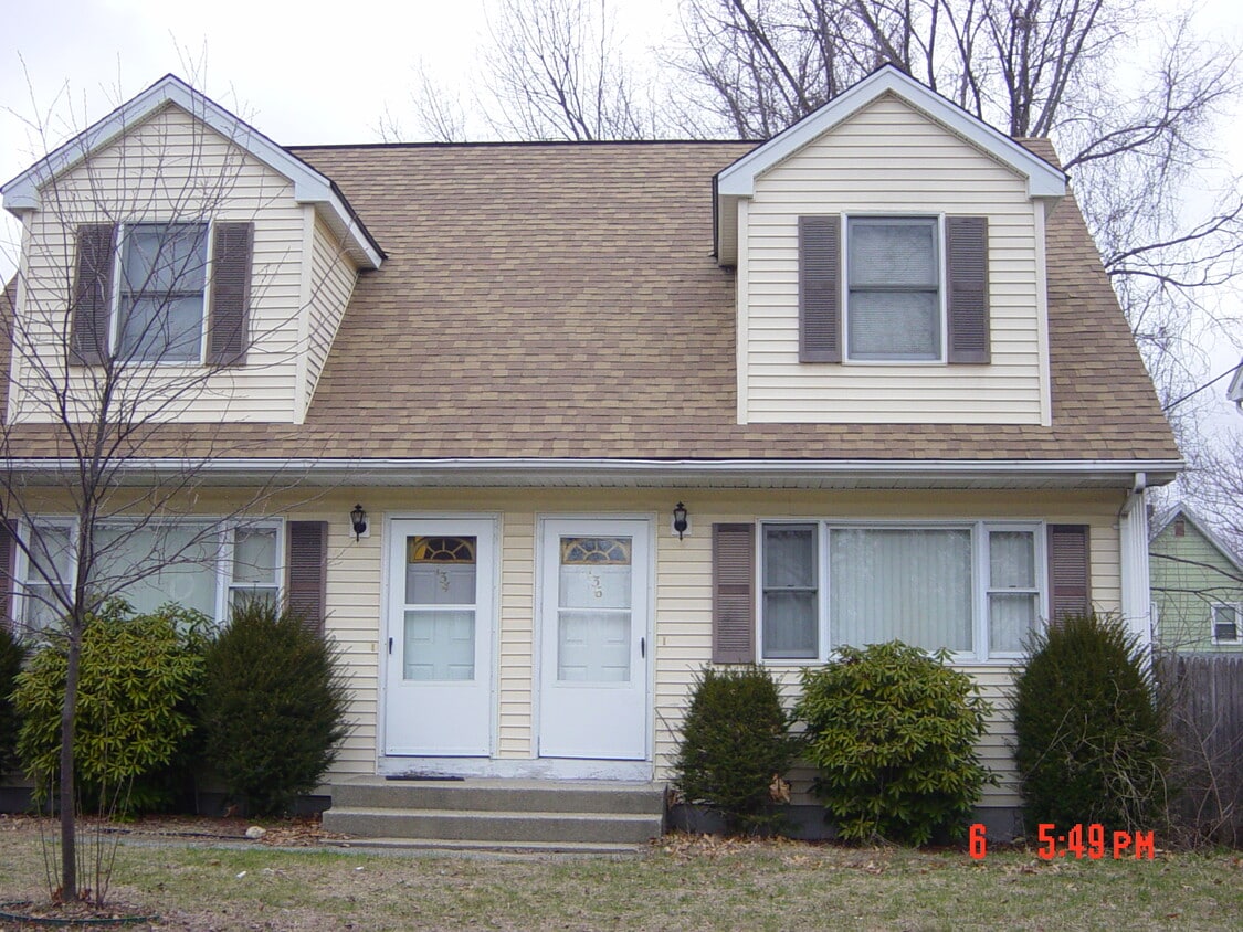 134136 Laconia St, Springfield, MA 01129 Townhome Rentals in