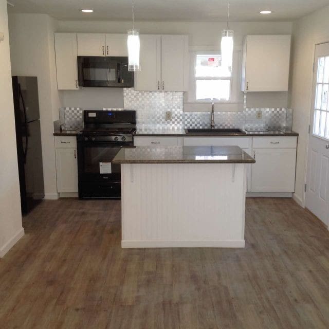 Building Photo - Duplex For Rent in Modesto