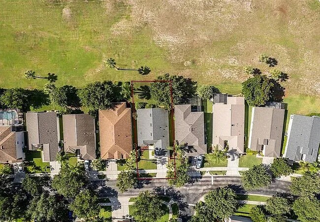 Backyard opens to golfcourse - 15412 Amberbeam Blvd