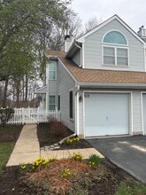 Building Photo - 514 Cedar Hollow Dr