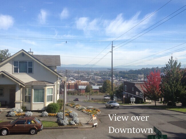 Vista del centro desde el dormitorio principal - 1956 S G St