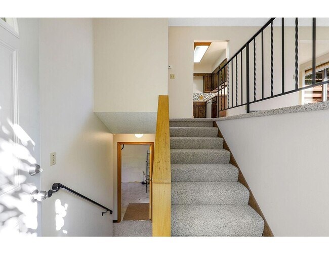 Foto del edificio - 622-626 N 15th Ave