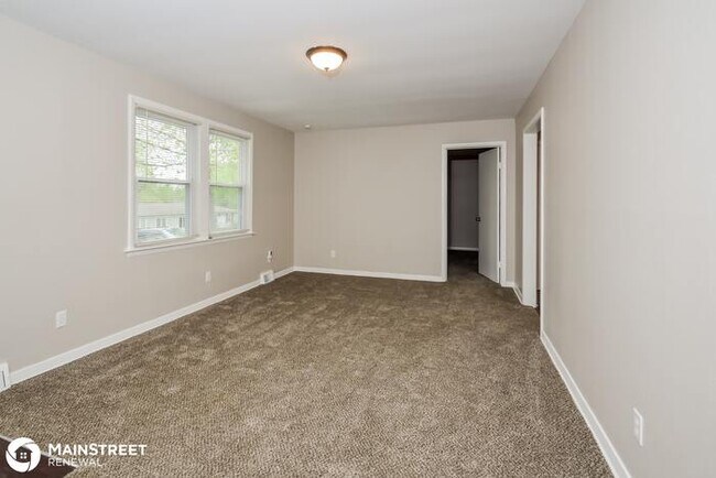 Foto del edificio - 5019 Norwood Avenue, Kansas City, MO 64133