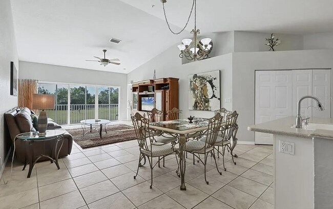 Foto del edificio - 7542 Marsh Orchid Cir