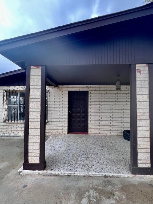 110 N Malinche Ave, Laredo, TX 78043 House Rental in Laredo, TX