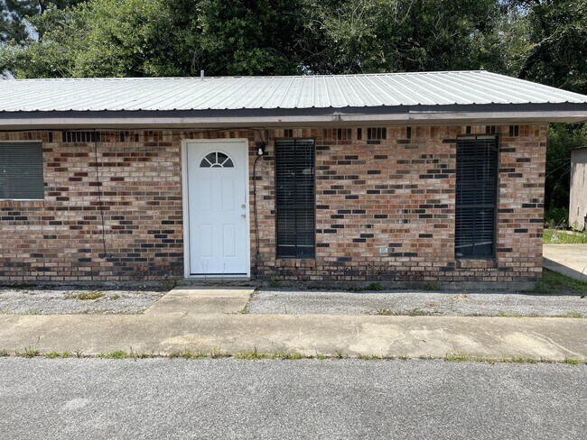 Building Photo - 1490 Joe Miller Rd