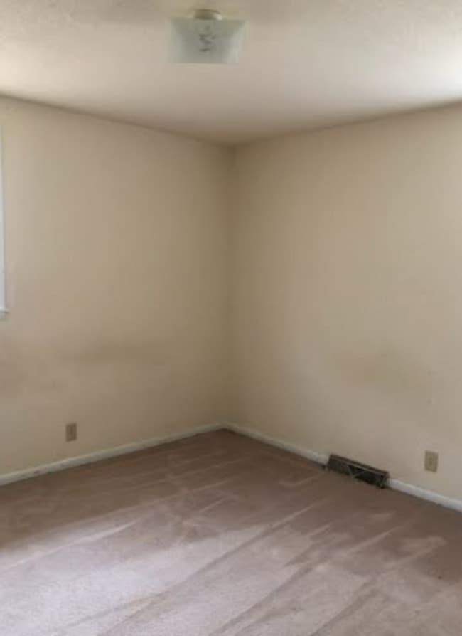 Building Photo - 408 Melinda Dr