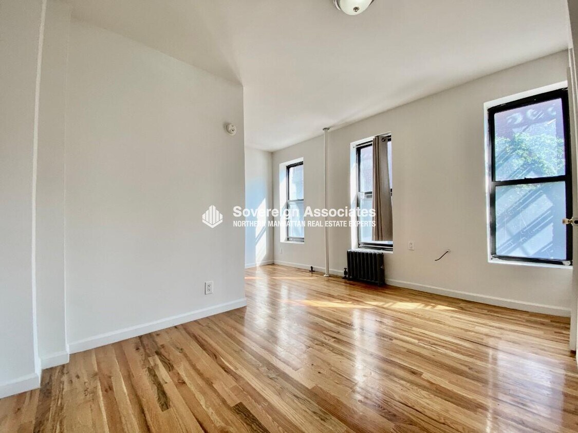 Primary Photo - 401 E 68th St