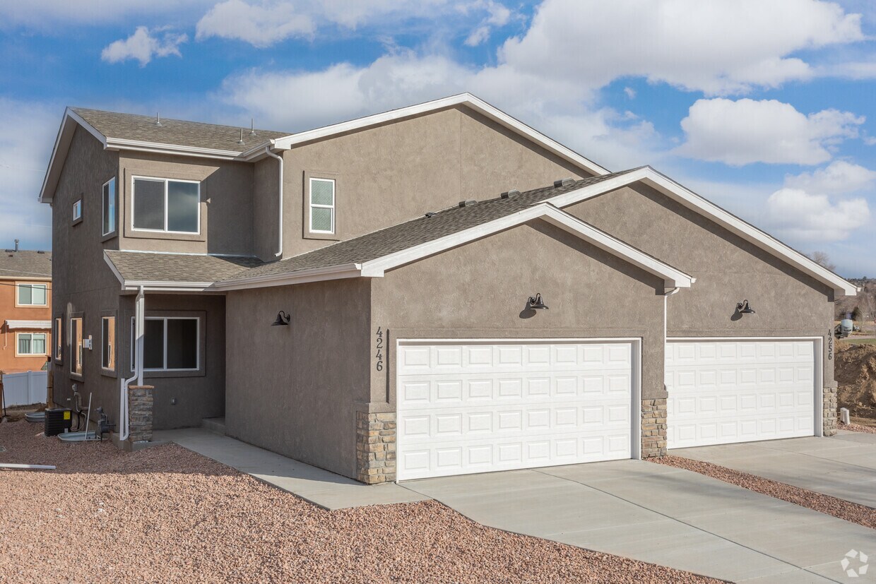 Foto del edificio - 4256 Orchid St