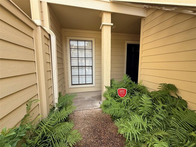 Building Photo - 777 Bering Dr