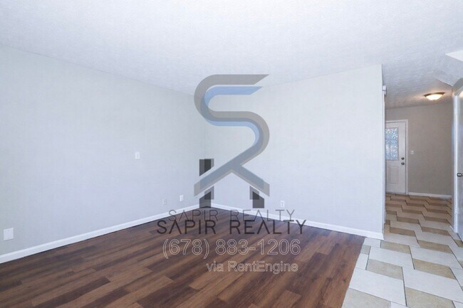 Building Photo - 320 Sprucewood Ct