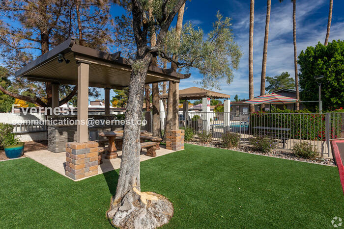 Foto del edificio - 1850 E Hayden Ln