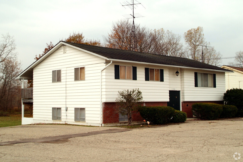 Primary Photo - Arbor View Apartments