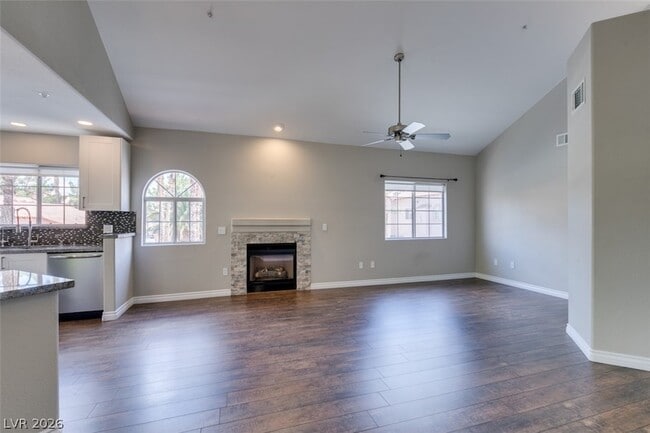 Building Photo - 2925 Wigwam Pkwy