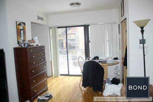 Primary Photo - 245 E 84th St