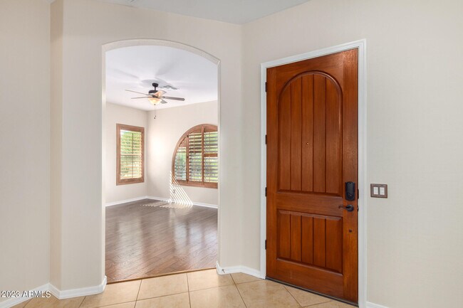 Foto del edificio - 18271 W Desert Trumpet Rd