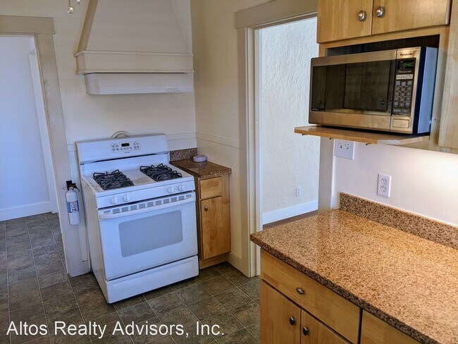 Building Photo - 2 br, 2 bath House - 340 Carroll St