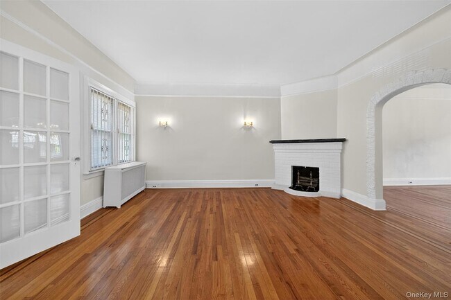 Foto del edificio - 34-39-39 75th St