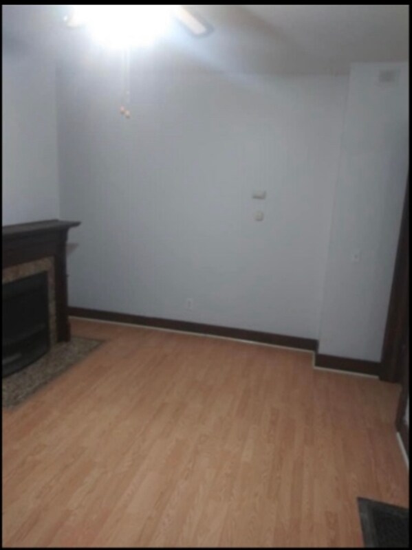 Foto del edificio - 32 South Ave