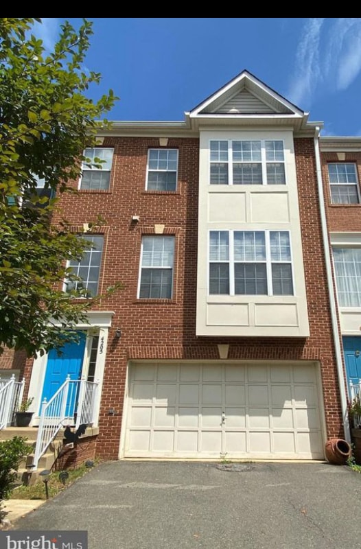 Primary Photo - 4205 Vernoy Hills Commons