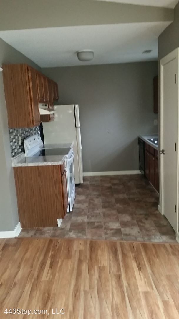 Foto del edificio - 3 br, 2 bath House - 7295 Suncrest Court