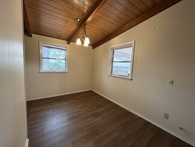Building Photo - Home for Rent