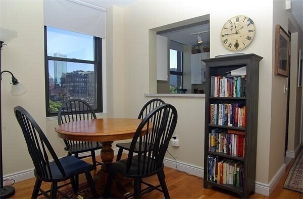 Foto del edificio - 4 Charlesgate E