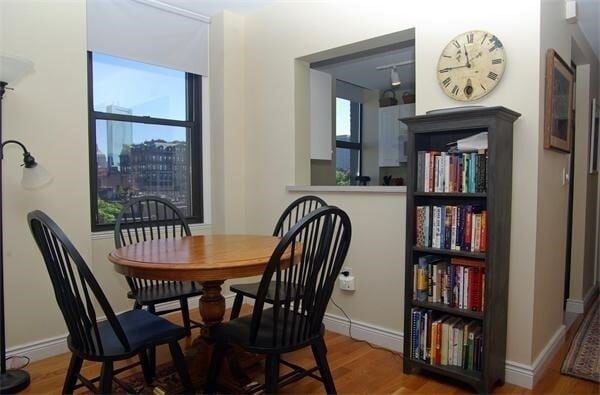 Building Photo - 4 Charlesgate E