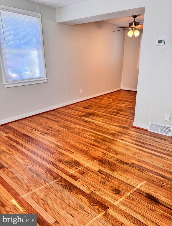 Foto principal - 2732 Keating St