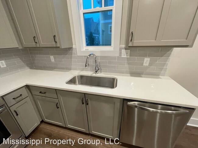 Foto del edificio - 3 br, 3 bath House - 1403 Pleasant Drive