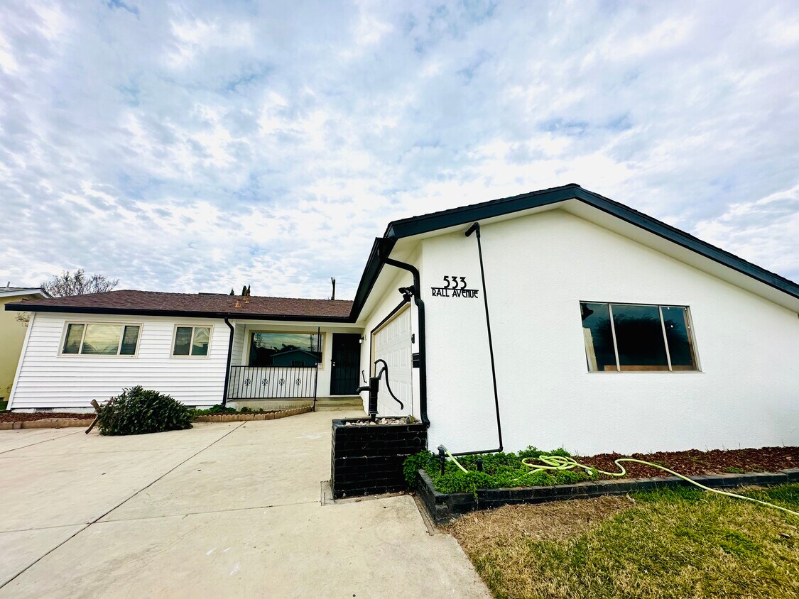 Foto principal - 533 Rall Ave
