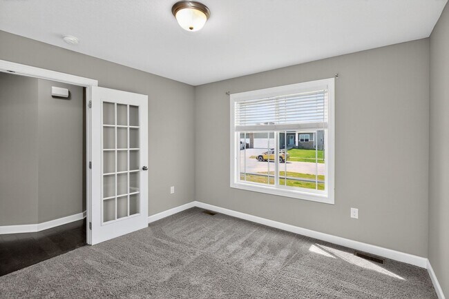 Foto del edificio - ALTOONA GEM!! 3 Bedroom, 2 Bathroom Home in Altoona!