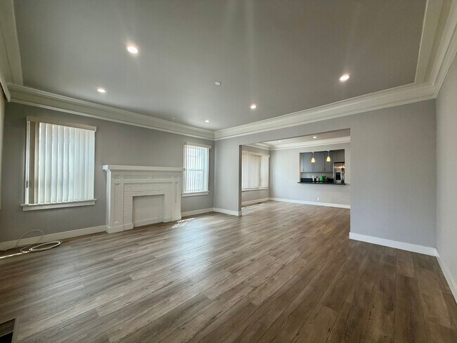 Foto del edificio - 2059 N Vermont Ave