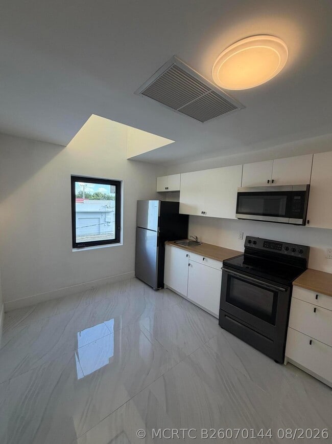 Building Photo - 8211 Biscayne Blvd