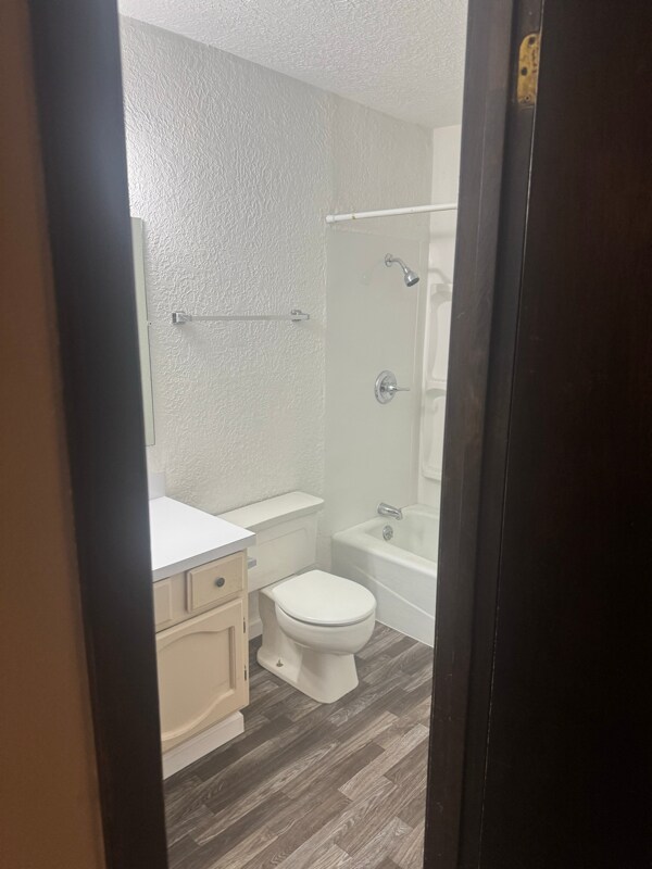 Building Photo - 110 Farm to Market 82