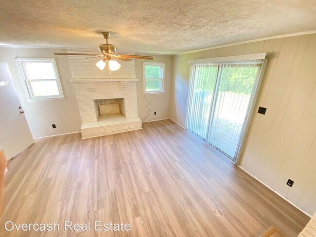 Building Photo - 3 br, 1 bath House - 5110 Tucker Ave