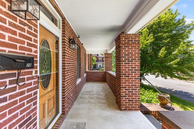 Building Photo - 78 Auburn Ave