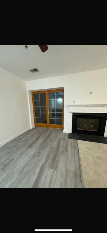 Foto del edificio - 8298 Humphrey Ln