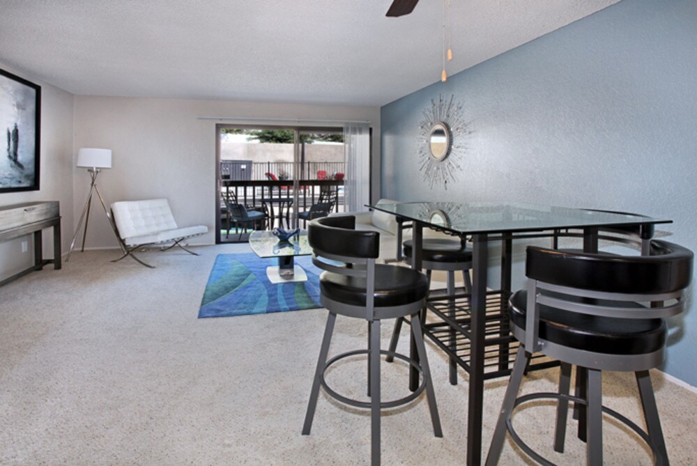 Foto principal - 7506 Gibraltar St