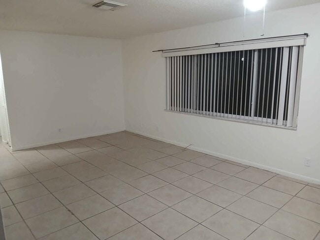 Liv. Room - 9021 W Highland Pines Dr