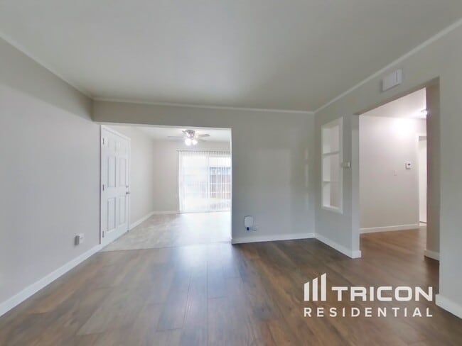 Building Photo - 6900 Coronation Ct