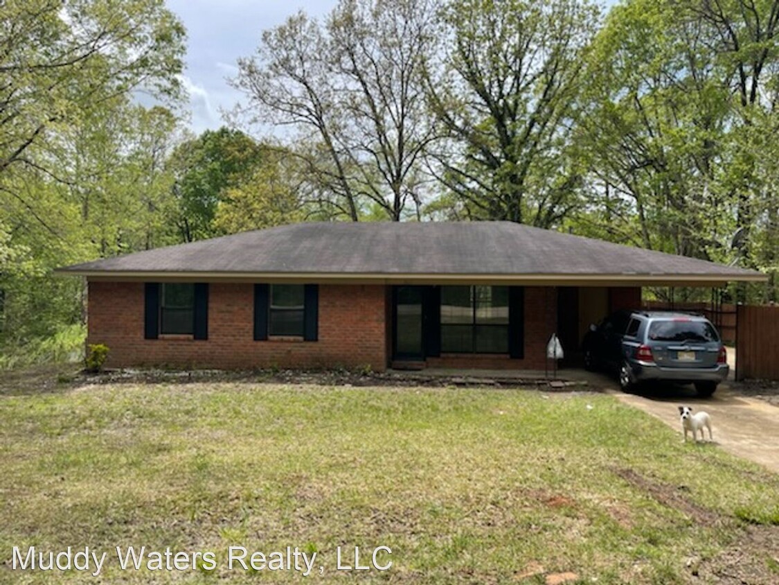 3 br, 1.5 bath House - 361 CR 1389 - House for Rent in Saltillo, MS ...