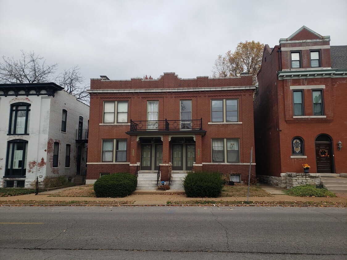 3505 Shenandoah Ave Unit D, Saint Louis, MO 63104 Condo for Rent in
