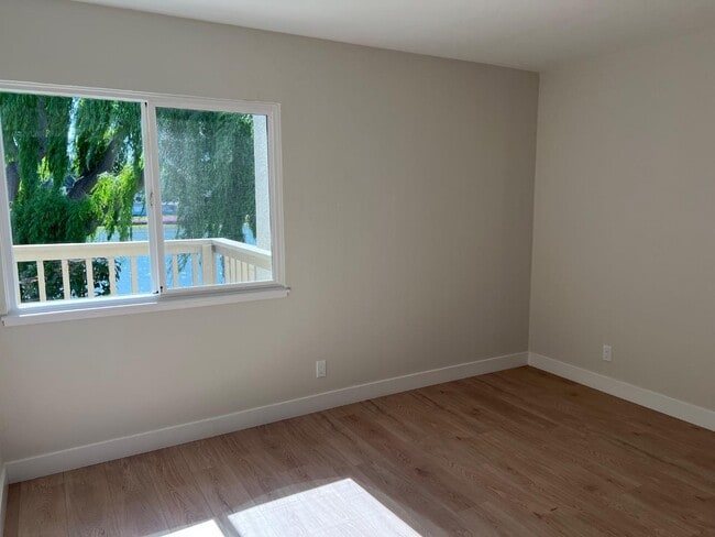 Foto del edificio - 210 Beach Park Blvd