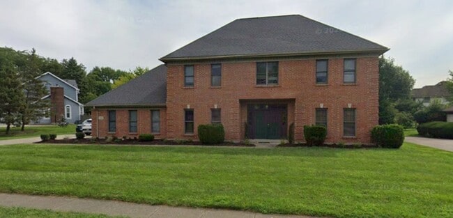 Building Photo - 324 Redwood Blvd