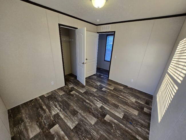 Foto del edificio - 15 Golfview Ct